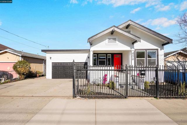 Image 2 of 58 For 456 4th St  