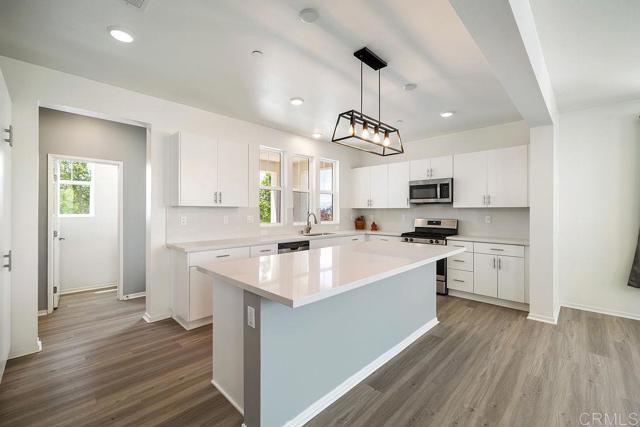 5241 Rockfish Lane, San Diego CA: https://media.crmls.org/mediaz/baff17b2-f592-401b-bf25-cef4d4e8fdc4.jpg