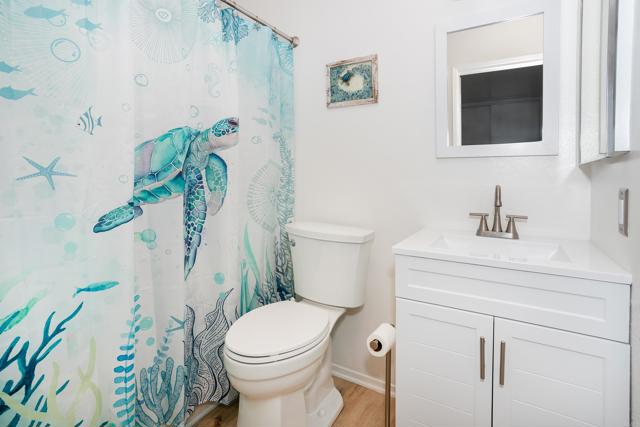 Detail Gallery Image 14 of 25 For 1540 Highridge Dr, Oceanside,  CA 92056 - 2 Beds | 2 Baths