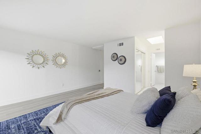 Detail Gallery Image 13 of 37 For 12209 Casero Pl, San Diego,  CA 92128 - 2 Beds | 2 Baths