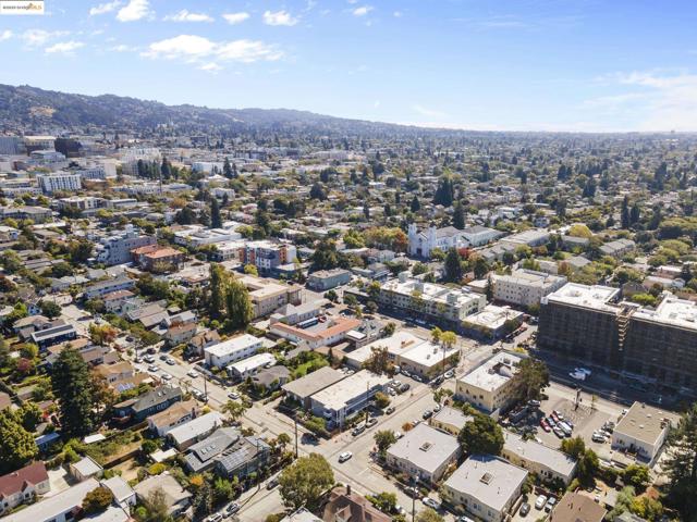 1929 California, Berkeley CA: https://media.crmls.org/mediaz/bb0034c6-9ae1-42e3-92cc-6dd825f18819.jpg