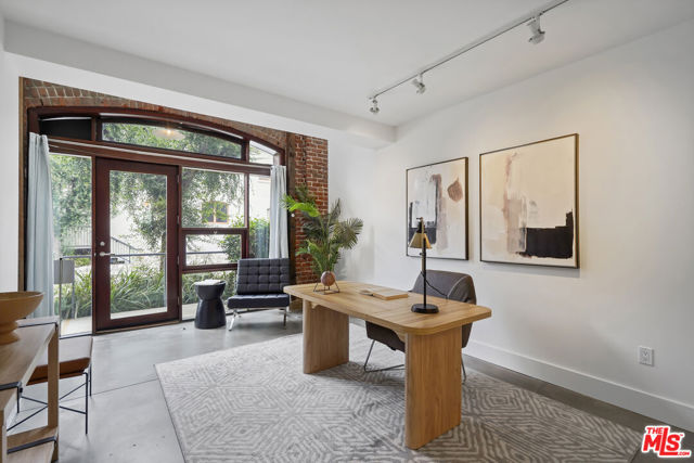 940 E 2nd Street, Los Angeles CA: https://media.crmls.org/mediaz/bb00b268-7b03-433f-90c6-fd88fe81c96d.jpg