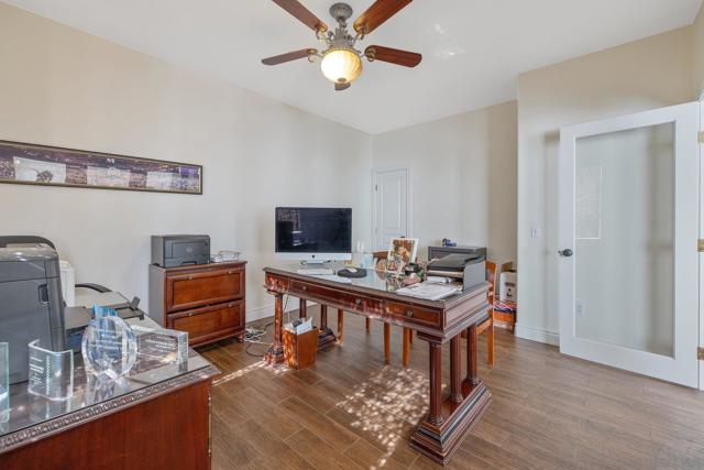 Image 30 of 69 For 2415 Oak Grove Ct