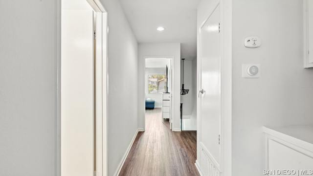 209 Espanas GLN, Escondido CA: https://media.crmls.org/mediaz/bb018e20-c3c6-45e9-af48-bd1b0afdb2f8.jpg