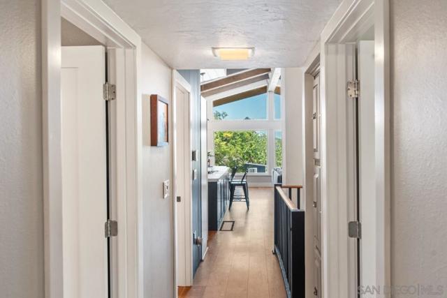 2025 Forester Creek Rd, El Cajon CA: https://media.crmls.org/mediaz/bb01f9b4-bf6f-4380-a729-df7931de9c46.jpg