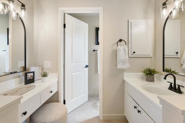 1272 Glacier Drive, Milpitas CA: https://media.crmls.org/mediaz/bb02950e-36af-4353-abe0-2e9d7ff51435.jpg