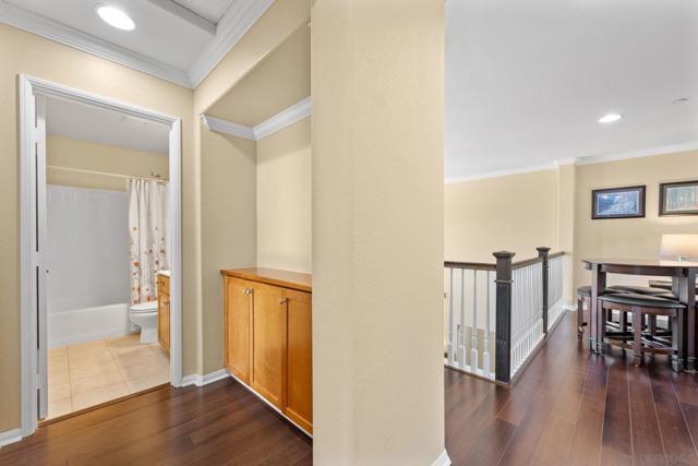 2954 Rangpur Court, Escondido CA: https://media.crmls.org/mediaz/bb03170e-9483-4e7e-8675-520be48f8903.jpg