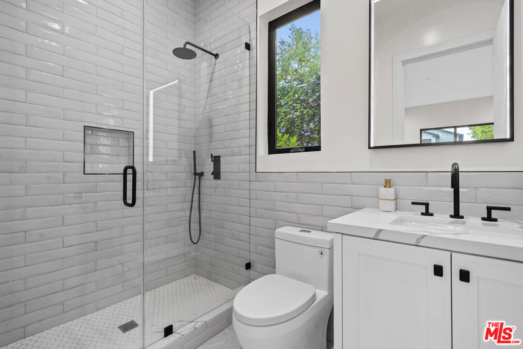 MLS #26912877 image #26