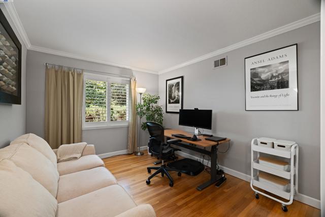 4457 LINDA WAY, Pleasanton CA: https://media.crmls.org/mediaz/bb04a1c9-407f-471a-9ade-ec2c17aeca83.jpg
