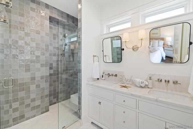 Image 11 of 20 For 762 F Avenue
