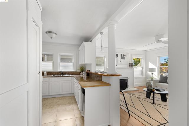 Image 11 of 39 For 3496 Woodruff Ave