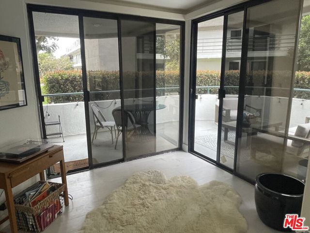 2950 Neilson Way, Santa Monica CA: https://media.crmls.org/mediaz/bb05e371-a54b-4b71-886a-c351f3c621d1.jpg