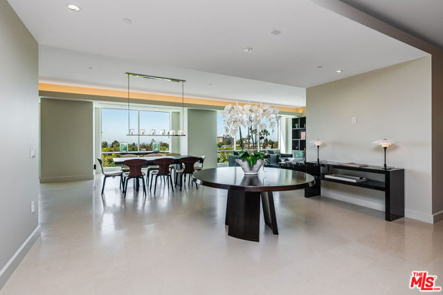 1200 Club View Drive, Los Angeles CA: https://media.crmls.org/mediaz/bb066169-73c3-4c66-818e-2ec203c62238.jpg