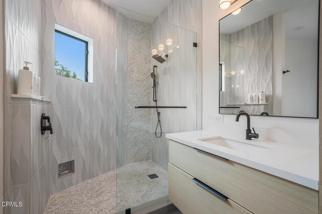 MLS #V1-28403 image #8