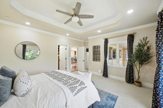44989 Vista Del Sol, Fremont CA: https://media.crmls.org/mediaz/bb07b6fa-da44-4895-b98a-8ea34b265a98.jpg