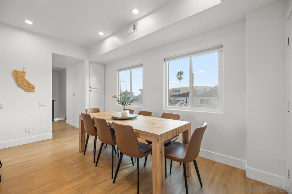 727 Ostend Ct - photo 8