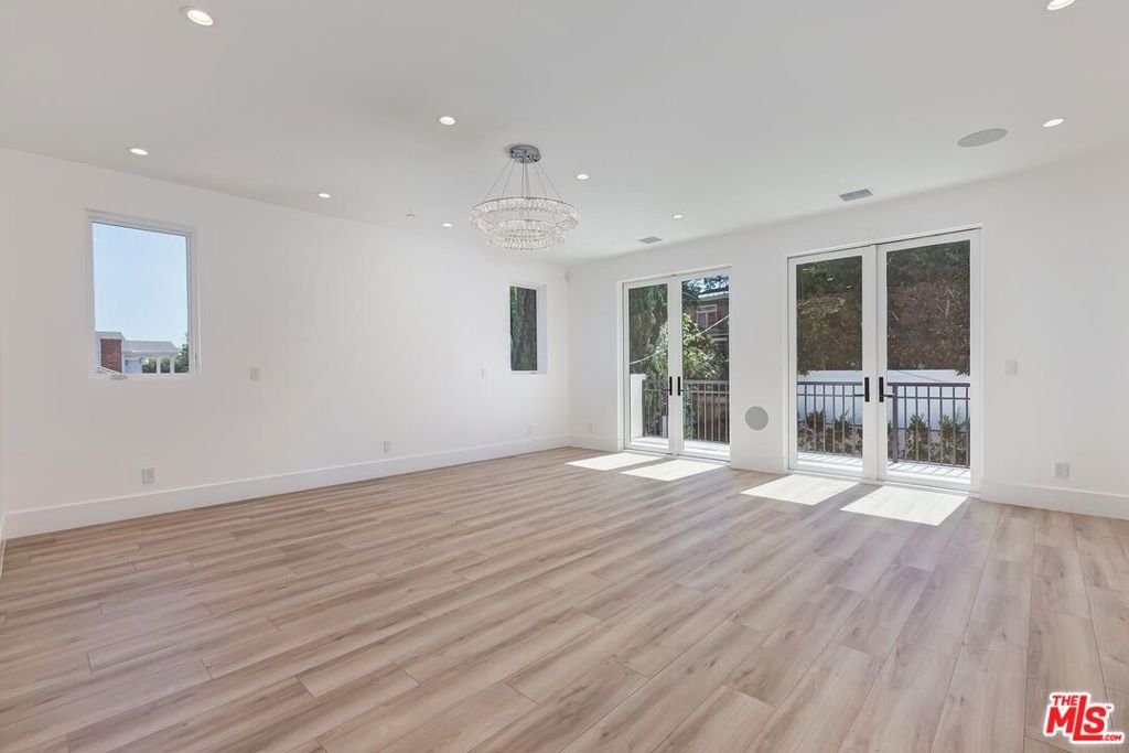 MLS #26857329 image #28