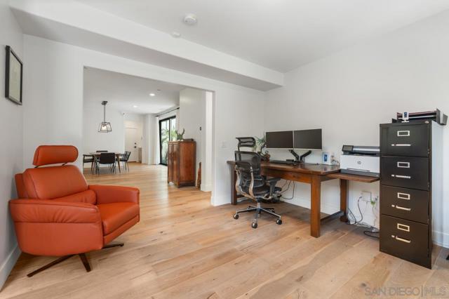 1180 Devonshire Dr, Encinitas CA: https://media.crmls.org/mediaz/bb091d6a-fe43-43cc-9383-1f993a6580f8.jpg
