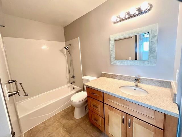 1047 Bret Knoll Court, San Jose CA: https://media.crmls.org/mediaz/bb0a0da1-94c3-4b06-b56b-da3e6b888f8d.jpg