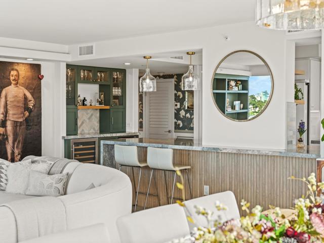 Image 15 of 60 For 1750 Avenida Del Mundo  404