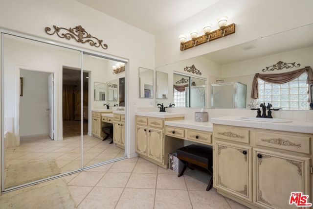850 Ventana, Palm Springs, CA 92262