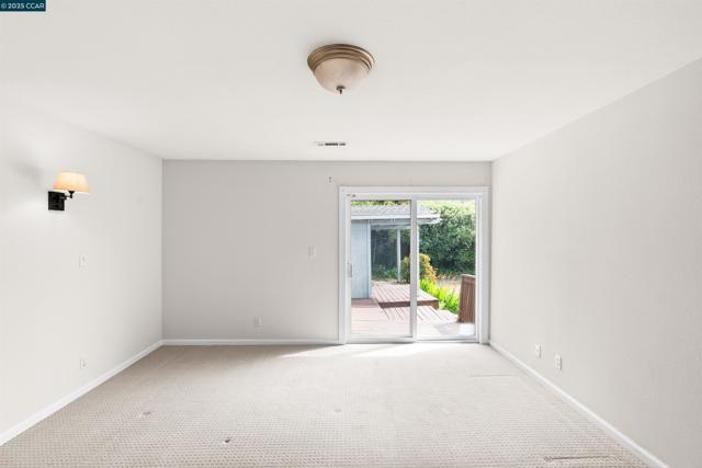 39 Anson Way, Kensington CA: https://media.crmls.org/mediaz/bb0d8ca4-4918-421c-9d67-e5c6288dda1c.jpg