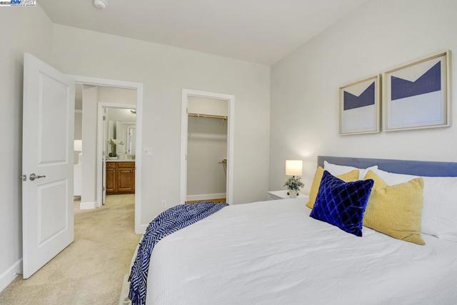 41538 Casabella Cmn, Fremont CA: https://media.crmls.org/mediaz/bb0d9854-dcfe-4b55-ae4f-acee2ebe479f.jpg