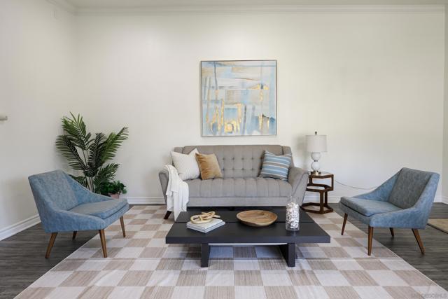 5033 Los Morros Way, Oceanside CA: https://media.crmls.org/mediaz/bb0e1d98-ed74-480b-a991-eb37632fbad8.jpg