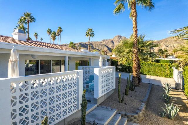 68159 Mountain View Road, Cathedral City CA: https://media.crmls.org/mediaz/bb0e8148-10f4-46bf-97d1-53ecdddb49ac.jpg