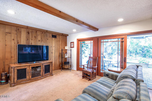 Detail Gallery Image 26 of 36 For 3727 Beechglen Dr, La Crescenta,  CA 91214 - 3 Beds | 2 Baths