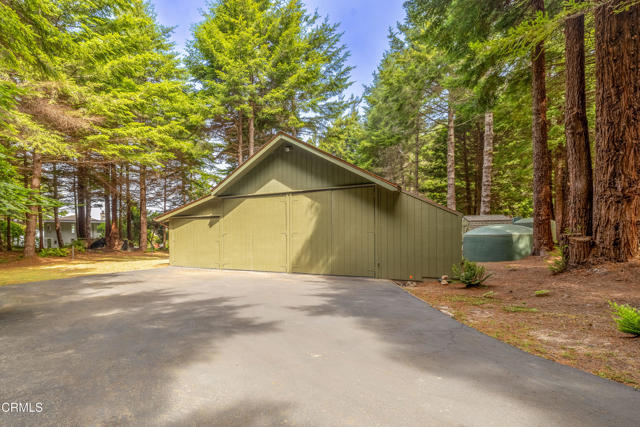 43850 Buckhorn Cove E Road, Little River CA: https://media.crmls.org/mediaz/bb11b021-f1f4-4eb4-ad1b-db5d6718288e.jpg