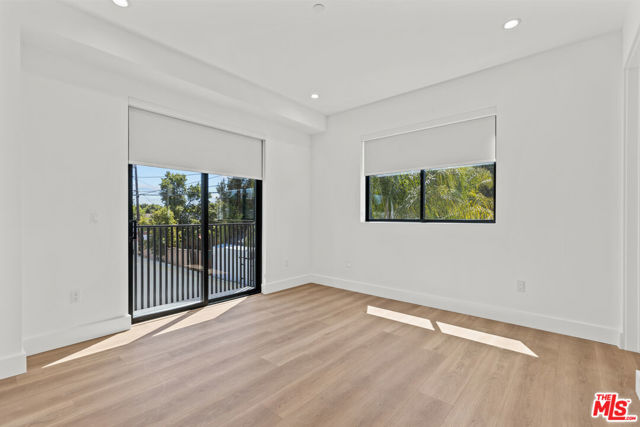 5839 Kester Avenue, Sherman Oaks CA: https://media.crmls.org/mediaz/bb131328-b124-4edd-9071-1c2497fd8597.jpg
