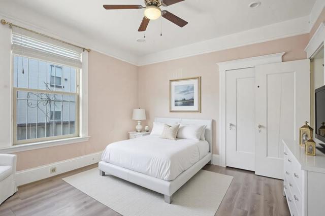 592 22nd Street, Oakland CA: https://media.crmls.org/mediaz/bb14cffa-f6e4-48bb-8cde-0a66a386f799.jpg