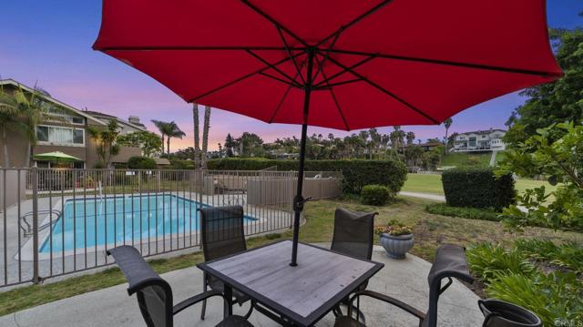 2517 Navarra Drive, Carlsbad CA: https://media.crmls.org/mediaz/bb150601-09d9-4064-8fce-6a5dabbe6770.jpg