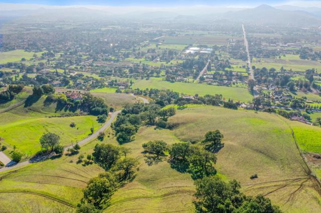 2235 Liberata Drive, Morgan Hill CA: https://media.crmls.org/mediaz/bb150ff4-ffe2-4984-8c5c-8a44980da3df.jpg