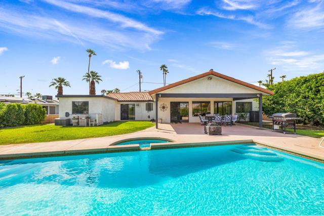 42905 Texas Avenue, Palm Desert CA: https://media.crmls.org/mediaz/bb153409-e23d-48eb-b8bd-28ba857e1a23.jpg