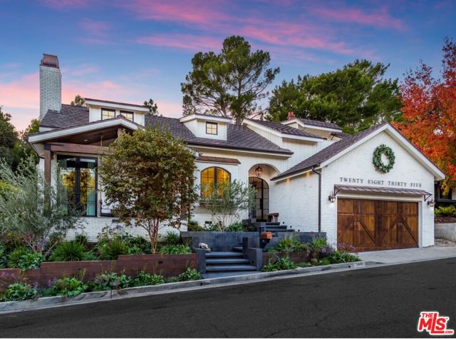 2835 Westbrook Avenue, Los Angeles CA: https://media.crmls.org/mediaz/bb17cf3c-b170-4a43-8884-89e5e8c54953.jpg