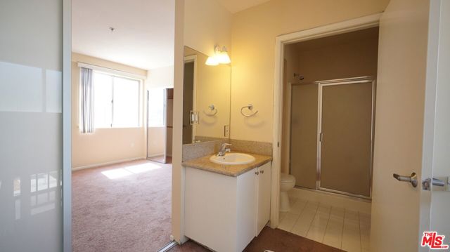 922 W 23Rd Street, Los Angeles CA: https://media.crmls.org/mediaz/bb17e69a-eace-4763-befe-09fd371f25ea.jpg