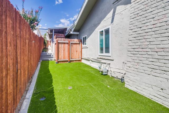 3082 Island Ave, San Diego CA: https://media.crmls.org/mediaz/bb182c0c-6e12-45e0-b332-c8c076624312.jpg