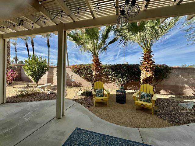 Image 18 of 23 For 37511 Golden Pebble Avenue