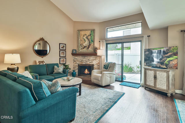 1993 Wheelwright Lane, Newbury Park CA: https://media.crmls.org/mediaz/bb19c984-82f9-48b8-be93-2f6b717f61b4.jpg