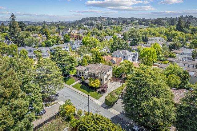 320 Jackson Street, San Mateo CA: https://media.crmls.org/mediaz/bb19e3bb-9e15-4318-a1b9-4c8edc5bc47f.jpg