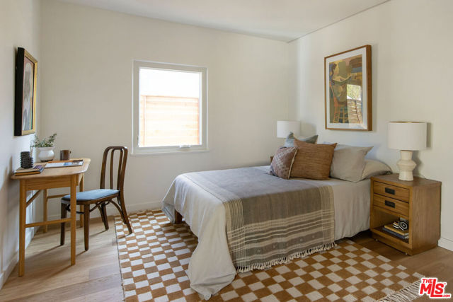 2374 Edgewater Terrace, Los Angeles CA: https://media.crmls.org/mediaz/bb1addb1-3bd2-4dee-b56d-0d223786f2d5.jpg