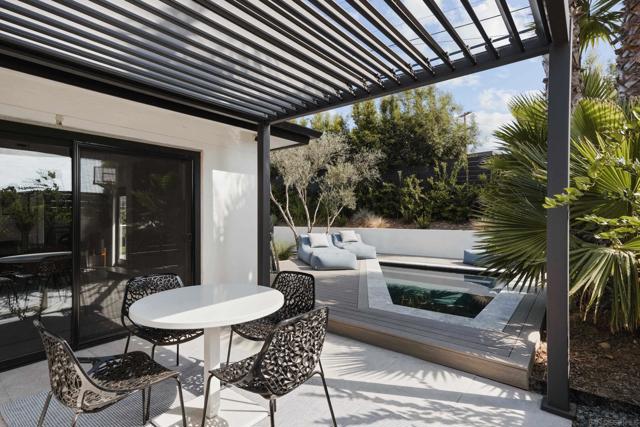 5511 Trinidad Way, San Diego CA: https://media.crmls.org/mediaz/bb1ca916-44e4-4aec-948c-3bec3326acc2.jpg