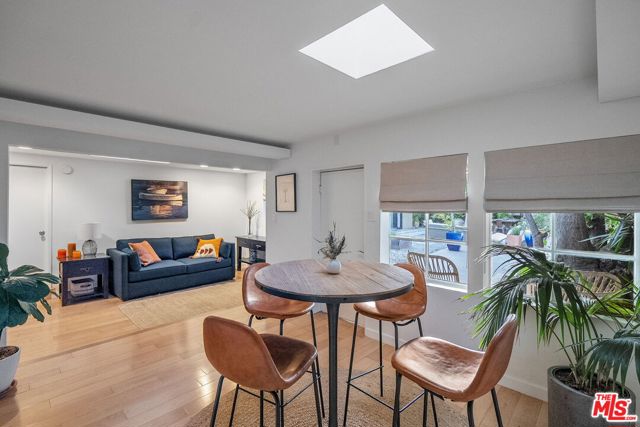 626 Pacific Street, Santa Monica CA: https://media.crmls.org/mediaz/bb1d5c8b-c035-42a8-af37-4deb5b352c32.jpg