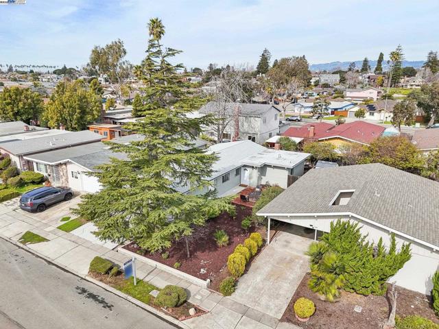 1145 Rosewood Way, Alameda, California 94501, 4 Bedrooms Bedrooms, ,2 BathroomsBathrooms,Single Family Residence,For Sale,Rosewood Way,41085963