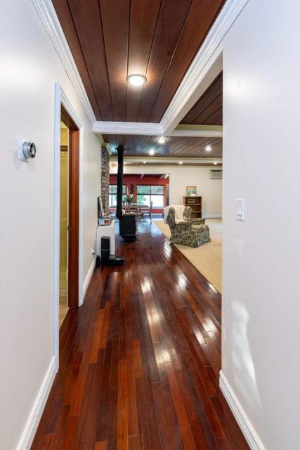 79547958 Lovers Lane, Hollister CA: https://media.crmls.org/mediaz/bb1f4ed7-064f-4dd4-ab32-88c65c45fb9e.jpg