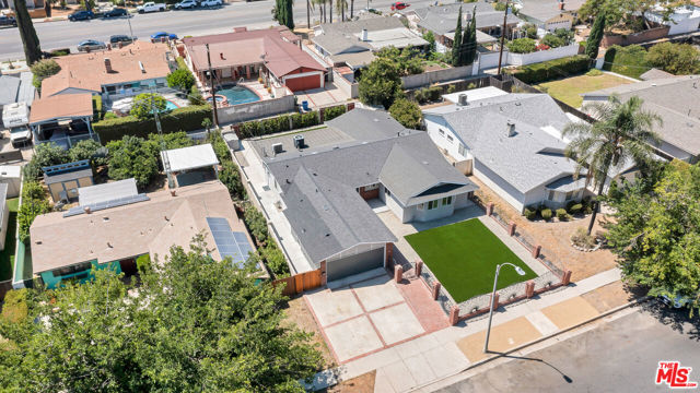 24114 Gilmore Street, West Hills CA: https://media.crmls.org/mediaz/bb1f9a24-816a-4675-a153-de85faf9cd32.jpg