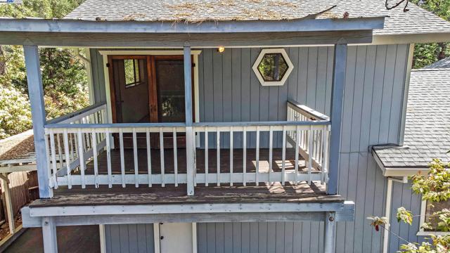 LUXURY SUITE BALCONY