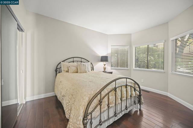 3019 Tahoe Pl, San Ramon CA: https://media.crmls.org/mediaz/bb20d8d9-5ac0-4a33-a7f7-c73a564812a6.jpg